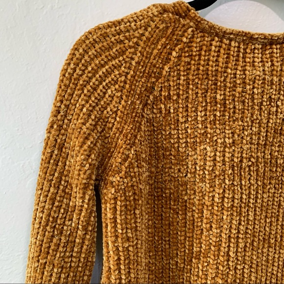 Preloved A New Day Cozy Sweater - Picture 5 of 10